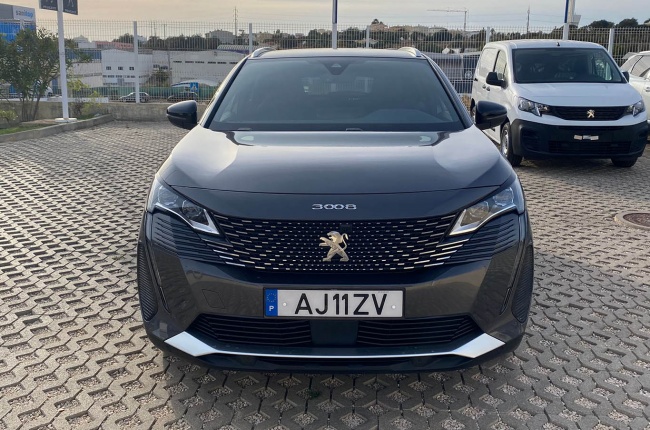 Peugeot 3008 GT PACK HYBRID 225CV e-EAT8 Peugeot 3008 GT PACK HYBRID 225CV e-EAT8