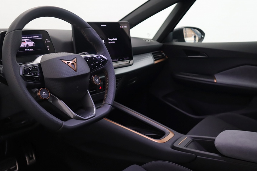 Cupra BORN E-BOOST 59 KWH 231 CV