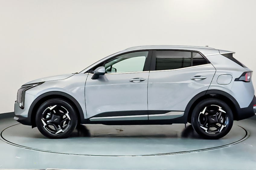 Kia SPORTAGE 1.6 T-GDI HEV 6AT - DRIVE