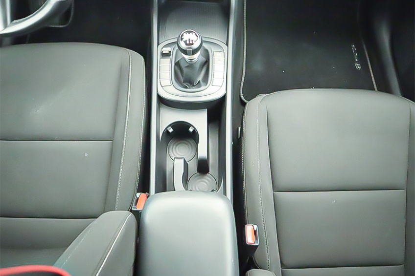Hyundai KAUAI PREMIUM