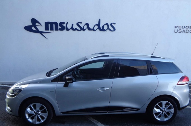 Renault Clio SW 0.9 TCE 90CV 5P Renault Clio SW 0.9 TCE 90CV 5P