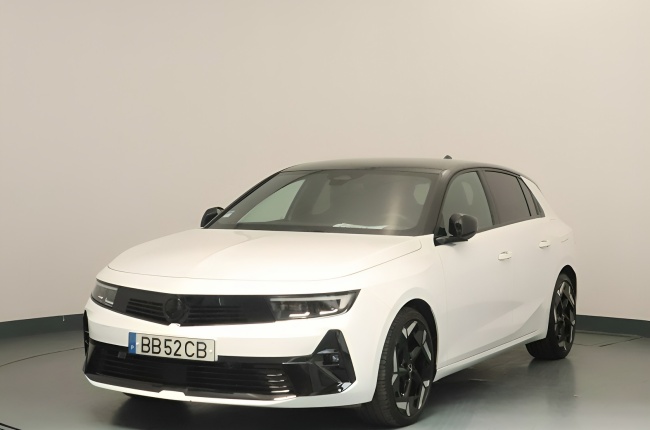 Opel Astra GSe 1.6T PHEV 225 Cv CAE8 Auto Opel Astra GSe 1.6T PHEV 225 Cv CAE8 Auto