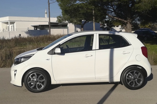 Kia Picanto 1.0 CVVT EX 4AT Kia Picanto 1.0 CVVT EX 4AT