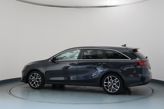 Kia CEED SW 1.0T-GDi 6MT DRIVE Kia CEED SW 1.0T-GDi 6MT DRIVE