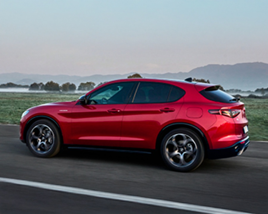 STELVIO 2.1 TURBO DIESEL 160cv SPRINT AT8,AGORA COM RENTING DESDE 800 €/mês STELVIO 2.1 TURBO DIESEL 160cv SPRINT AT8,AGORA COM RENTING DESDE 800 €/mês