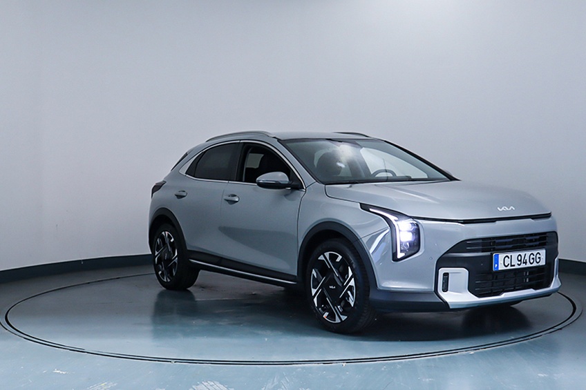Kia XCEED 1.0 T-GDI 6MT DRIVE
