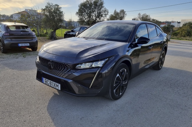 Peugeot 408 Allure Pack 1.2 PureTech 130 Cv EAT8 Auto