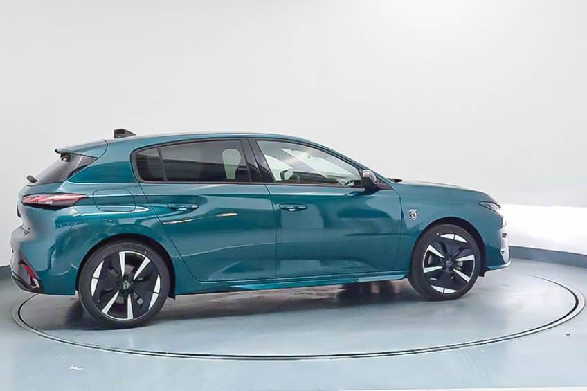 Peugeot E-308 GT