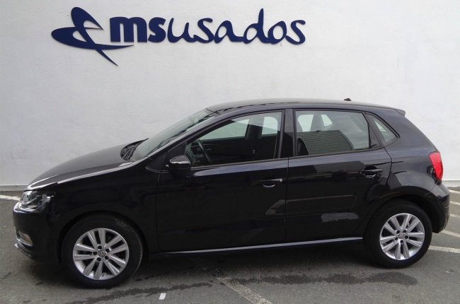 Volkswagen Polo Confortline 1.4 TDI 75CV Volkswagen Polo Confortline 1.4 TDI 75CV