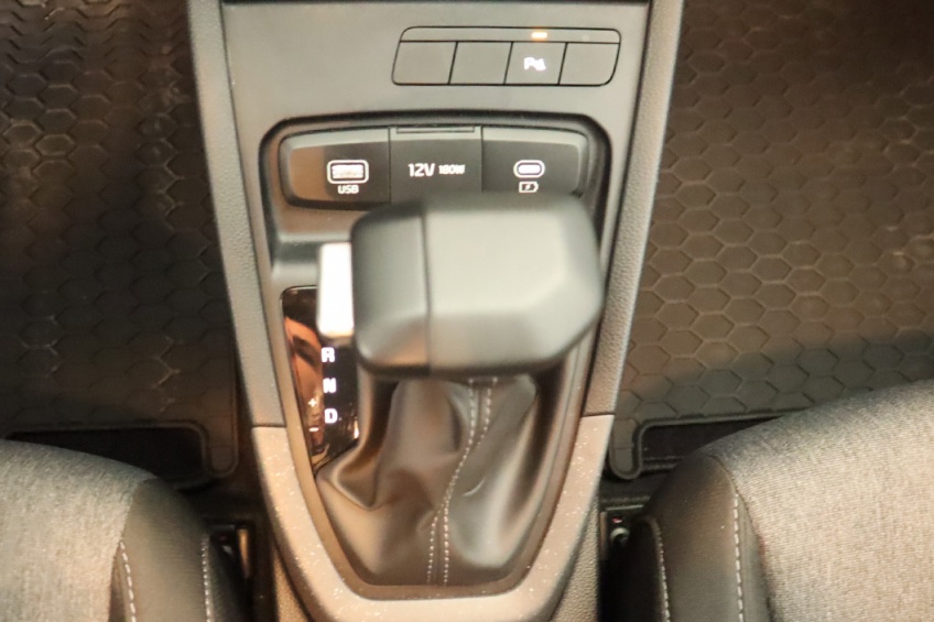 Kia KIA STONIC 1.0T-GDi 6MT DRIVE