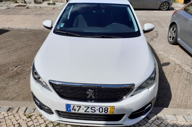 Peugeot 308 SW Style 1.5 BlueHDI 100cv CVM6 Peugeot 308 SW Style 1.5 BlueHDI 100cv CVM6