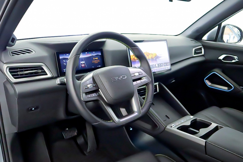 BYD ATTO 2  DM-I BOOST