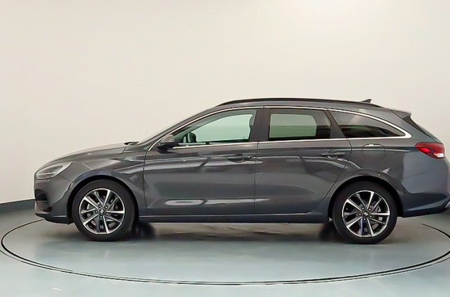 Hyundai i30  SW PLUS