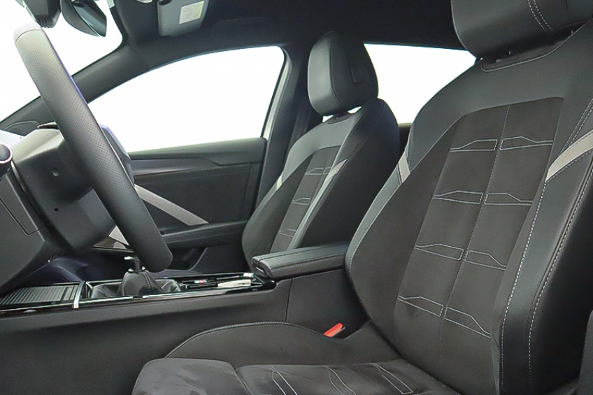 Opel ASTRA S.TOURER GS