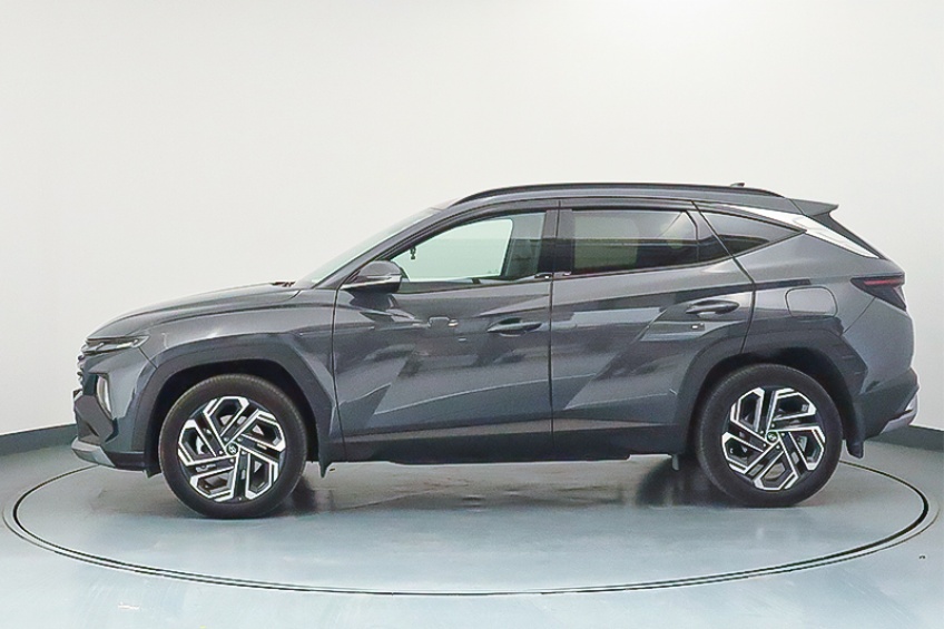 Hyundai TUCSON HYBRID