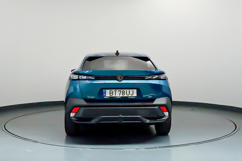 Peugeot 408 GT GT. EAT8