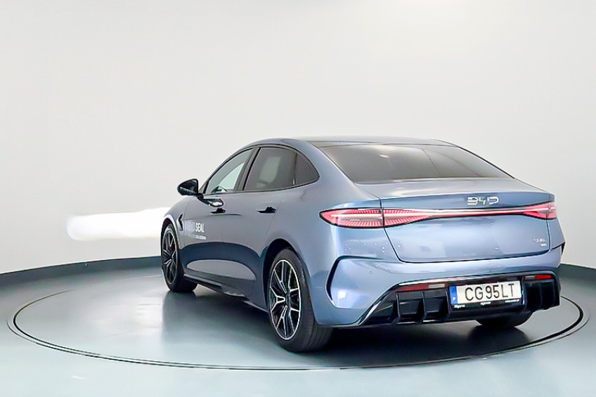 BYD SEAL EXCELLENCE