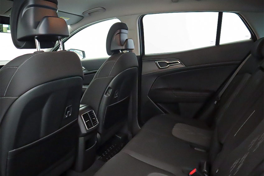 Kia SPORTAGE 1.6T-GDi 6MT DRIVE