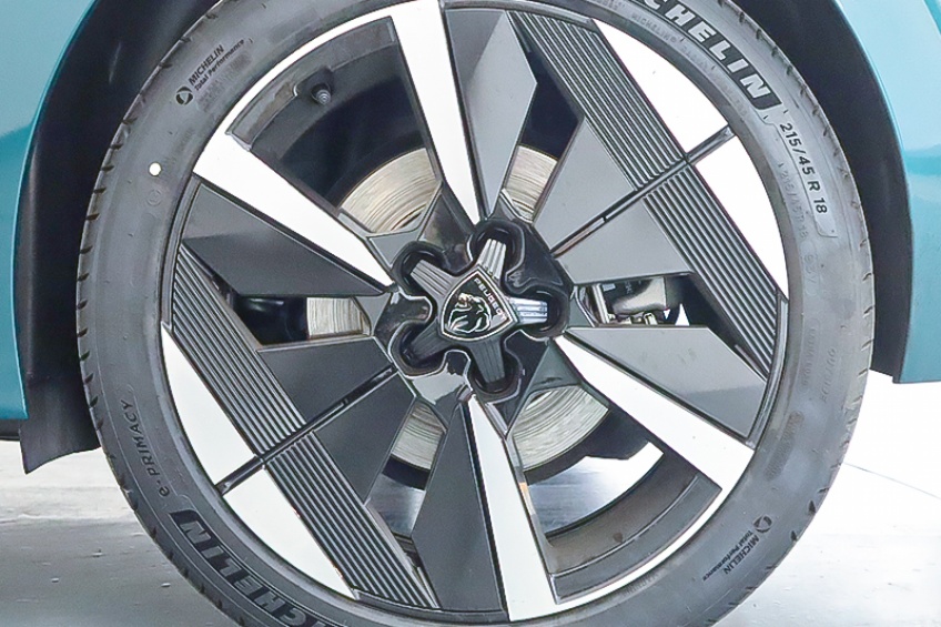 Peugeot E-308 GT