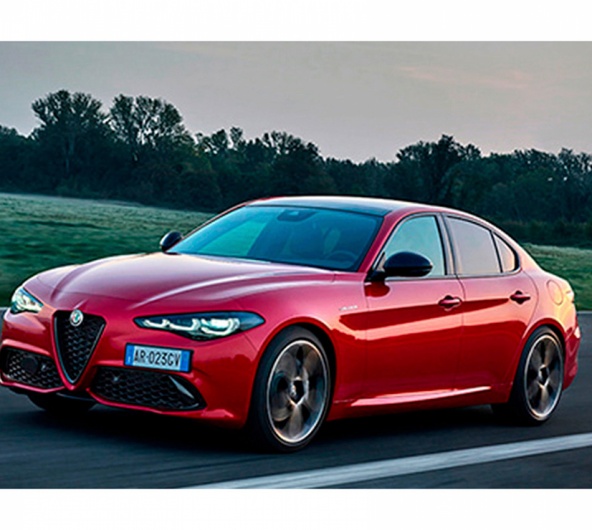 Alfa Romeo Giulia 2.2 Turbo Diesel 160cv Sprint AT8 - Desde 650+IVA/ms*
