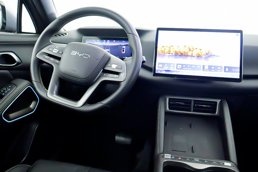BYD ATTO 2  DM-I BOOST