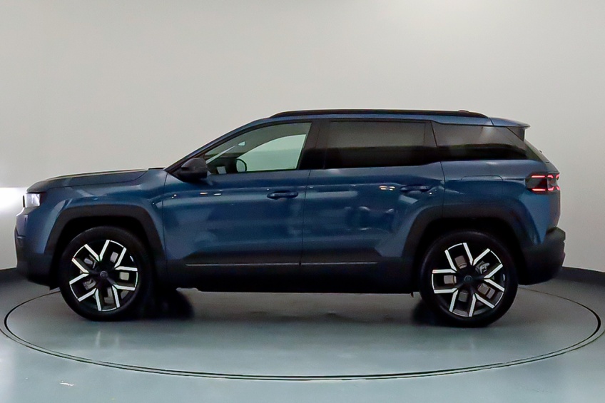 Jeep COMPASS FIRST EDITION