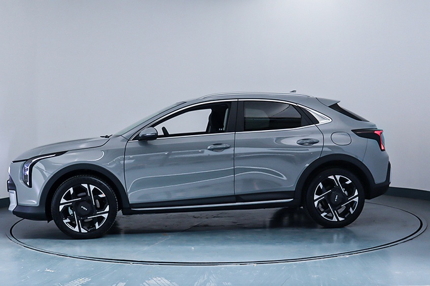 Kia XCEED 1.0 T-GDI 6MT DRIVE