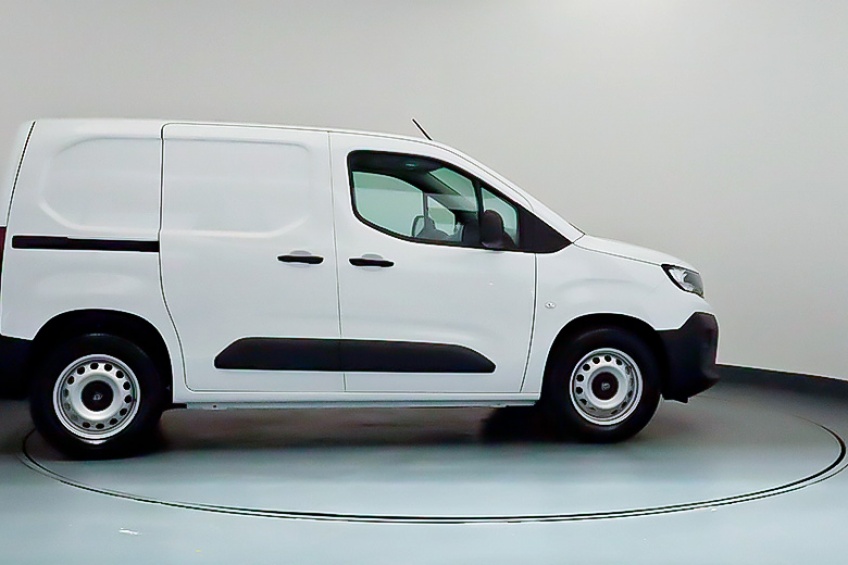 Peugeot E-PARTNER STANDARD ELETRICO 136CV-BAT50KW