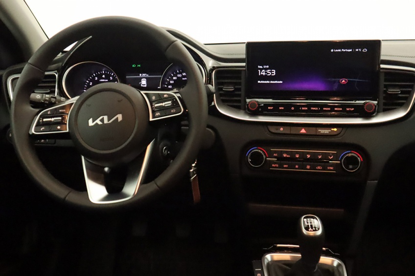 Kia KIA XCEED 1.0T-GDi 6MT TECH