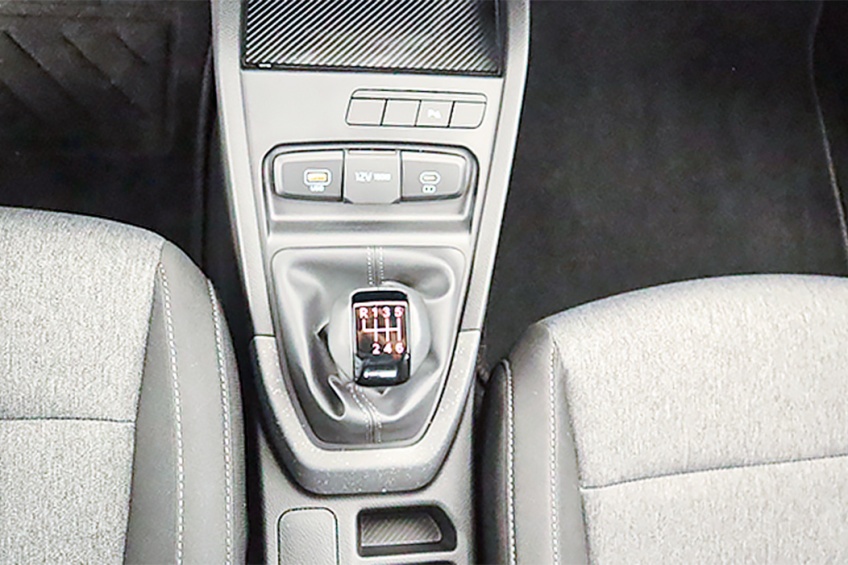 Kia STONIC 1.0T-GDi 6MT ACTIVE