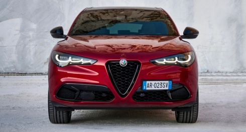 Alfa Romeo conquista o primeiro lugar entre as marcas premium de acordo com os resultados do J.D Power IQS