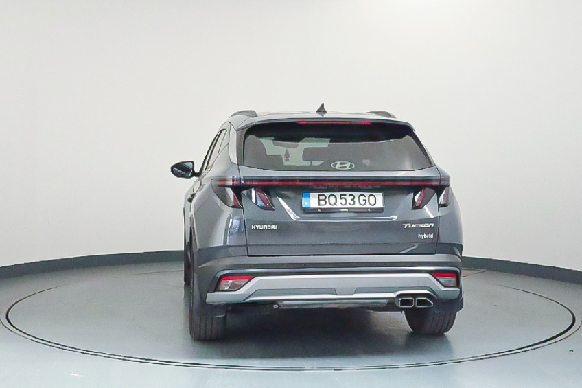 Hyundai TUCSON HYBRID