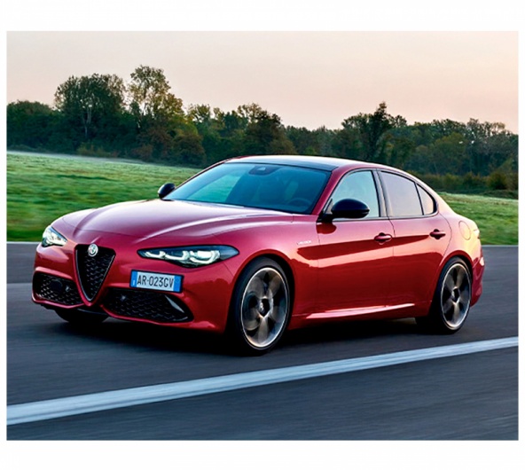 GIULIA 2.2 Turbo Diesel 210Cv SPRINT AT8 Q4 DESDE 715€/ mês GIULIA 2.2 Turbo Diesel 210Cv SPRINT AT8 Q4 DESDE 715€/ mês
