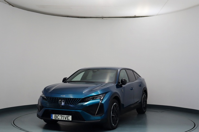 Peugeot 408 GT Plug-In Hybrid